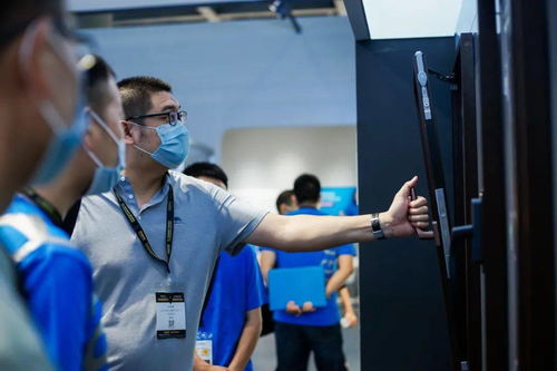 原創(chuàng)驅(qū)動(dòng)品牌發(fā)展丨悍高門窗五金閃耀廣州門窗展，引領(lǐng)五金零售新篇章